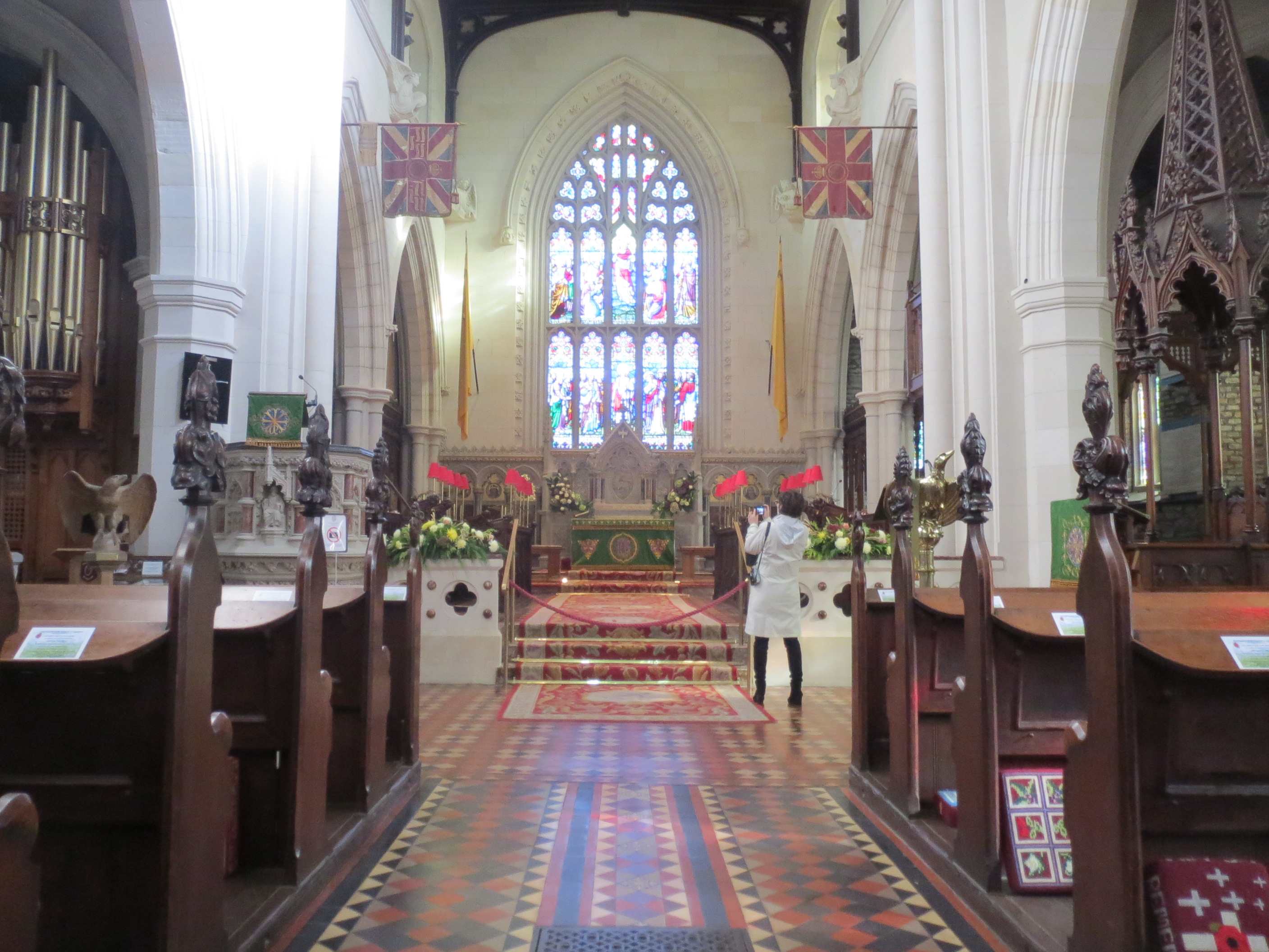 derry-st-columbs-cathedral-interior